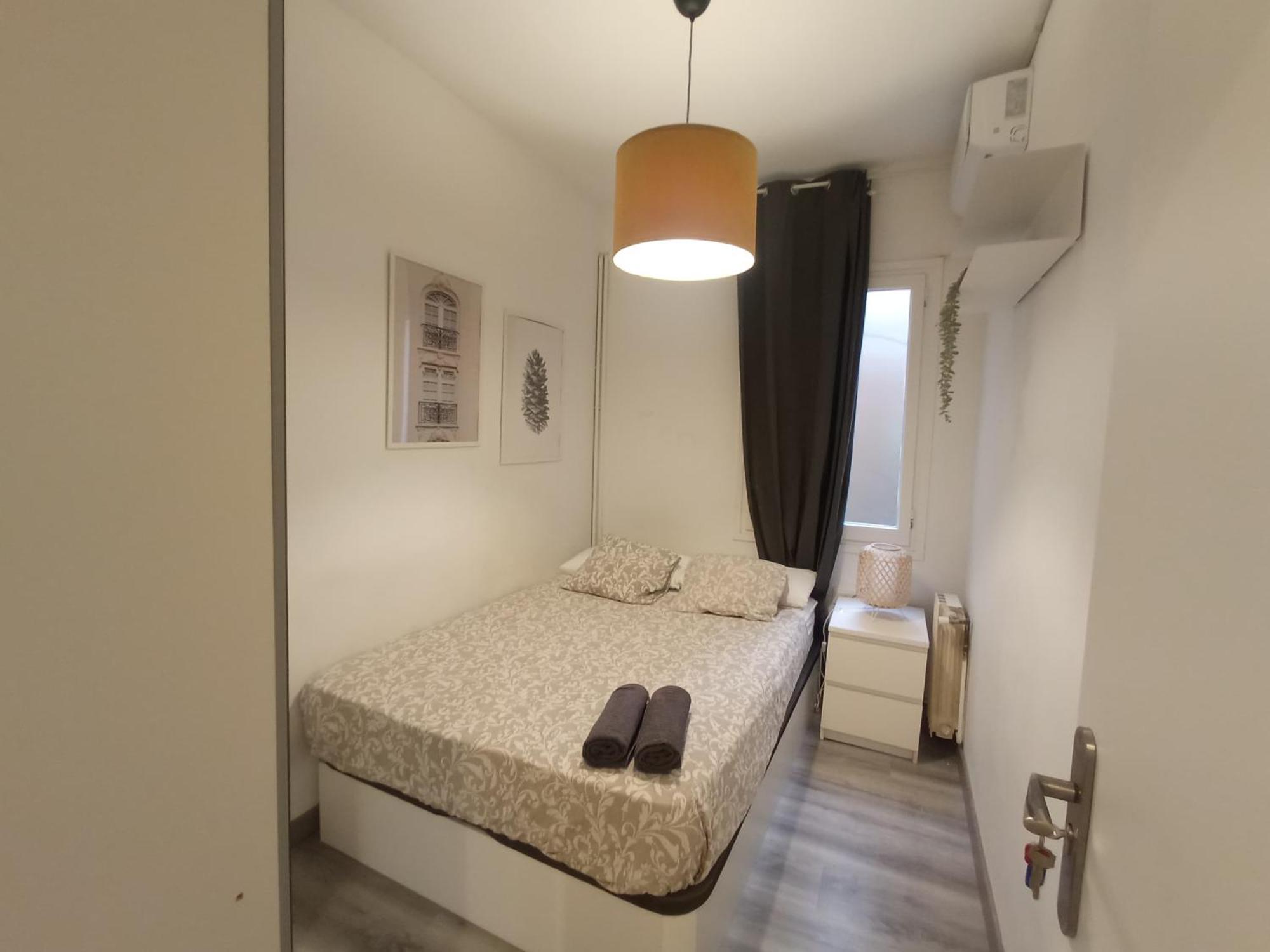 Private Rooms On Tamarit Street Barcelona Zewnętrze zdjęcie