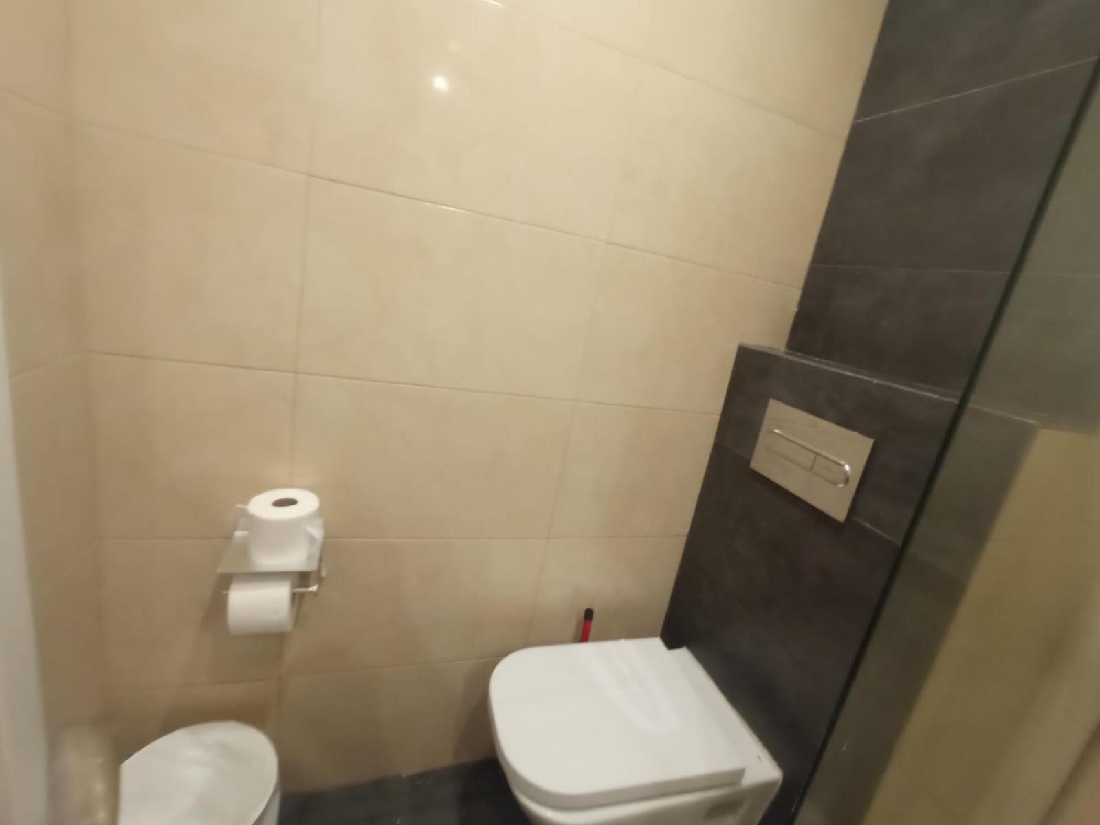 Private Rooms On Tamarit Street Barcelona Zewnętrze zdjęcie