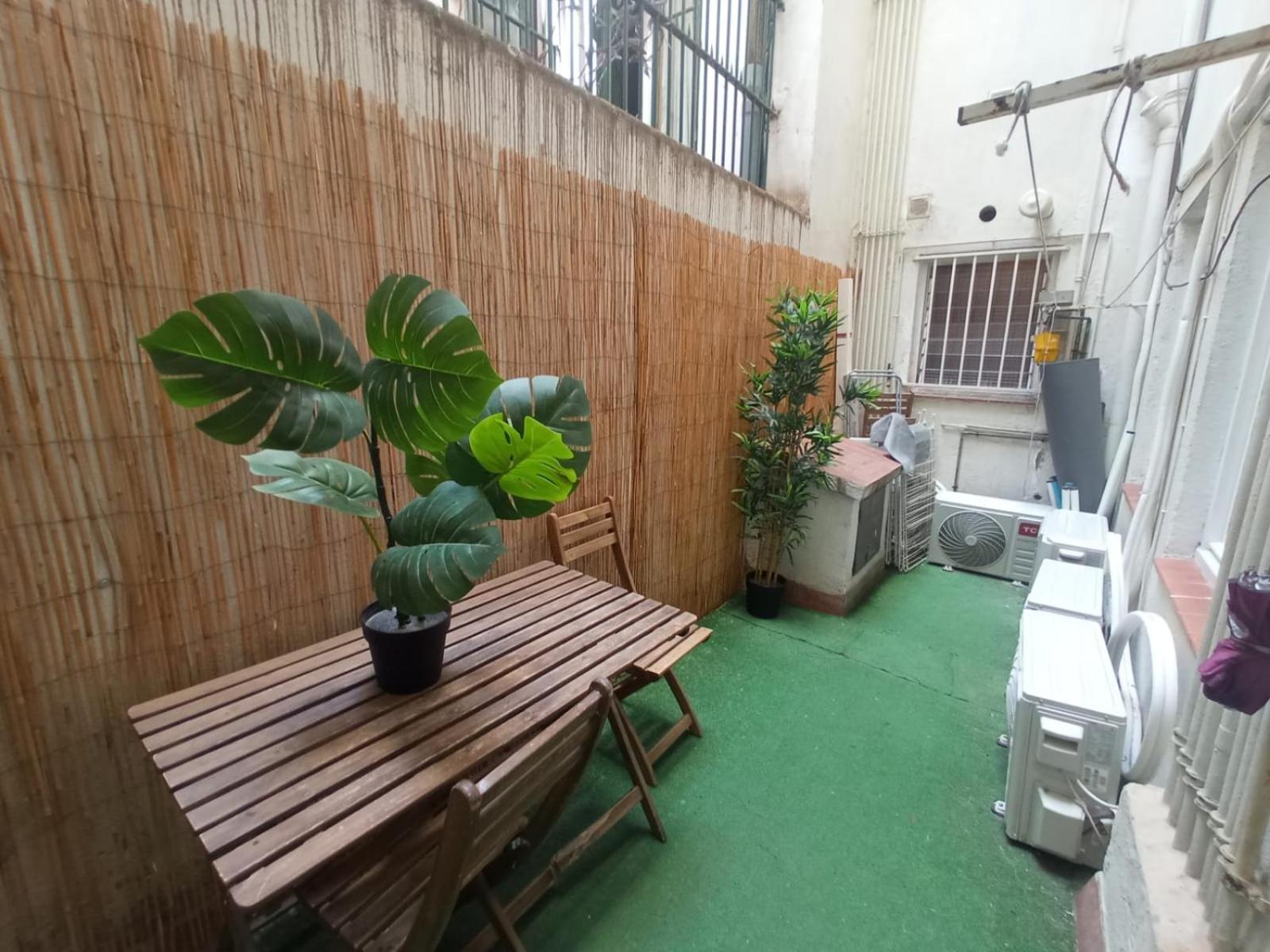 Private Rooms On Tamarit Street Barcelona Zewnętrze zdjęcie